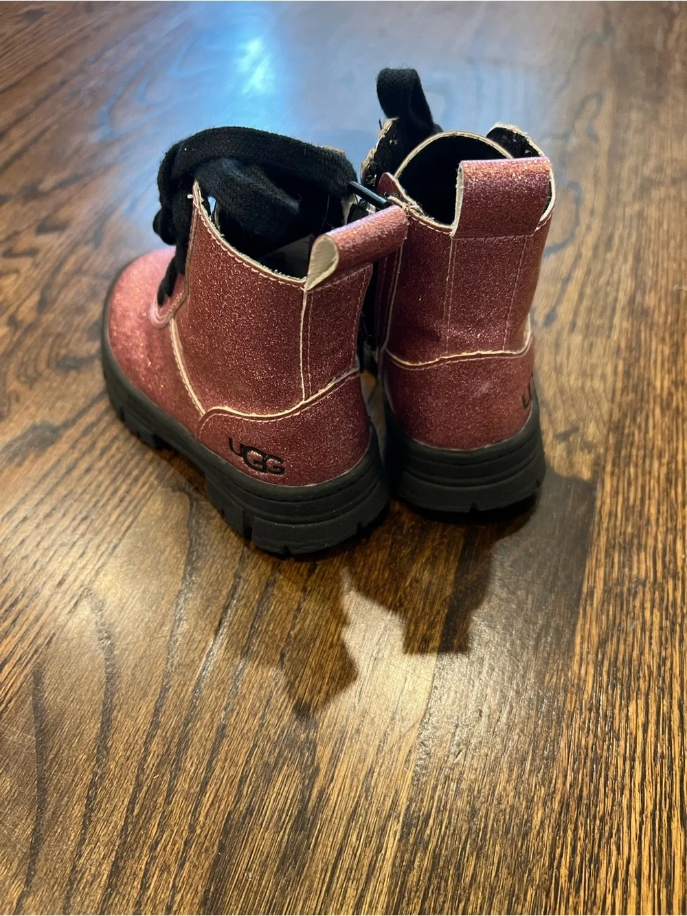 TODDLER GIRLS PINK UGG ASHTON LACE UP GLITTER COMBAT BOOTS, US kids size 8